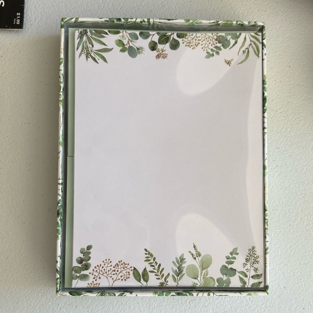 New in box eucalyptus and bee stationary